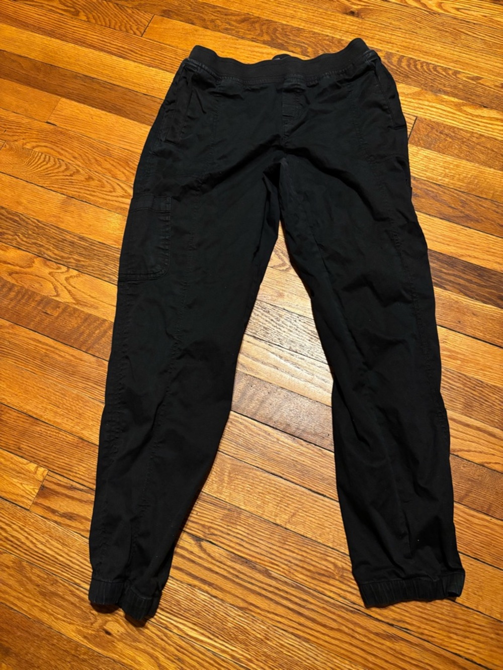 Eddie Bauer black cargo pants with waistband and pockets size 6